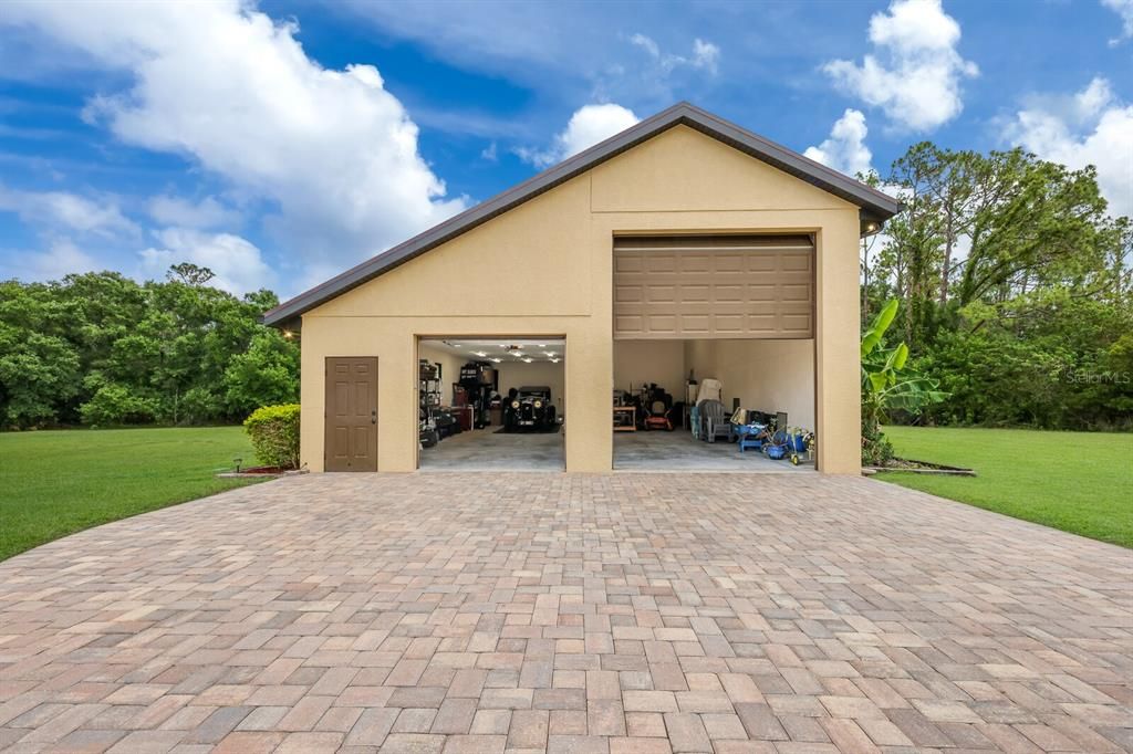 RV Barn 46' x 32' divided into 2 sides