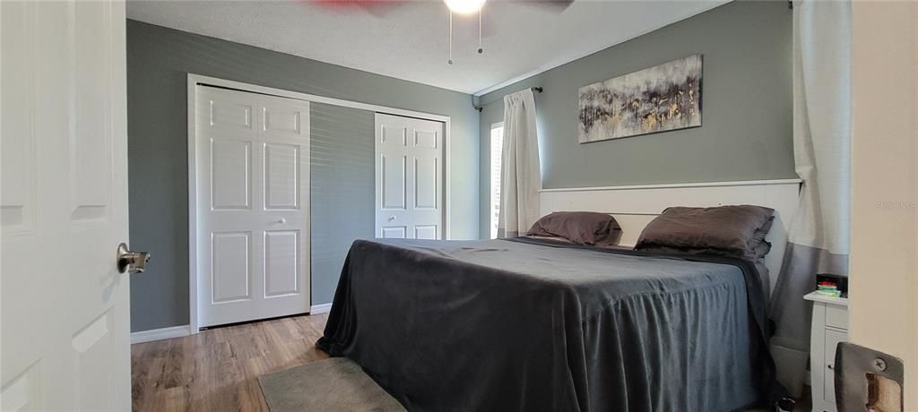 Active With Contract: $239,000 (2 beds, 1 baths, 792 Square Feet)