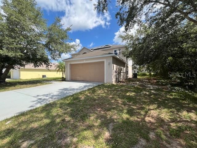 Active With Contract: $262,000 (4 beds, 2 baths, 2320 Square Feet)