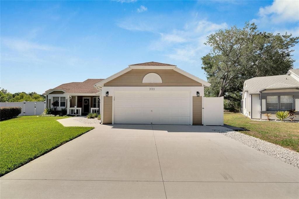 For Sale: $420,000 (3 beds, 2 baths, 1652 Square Feet)