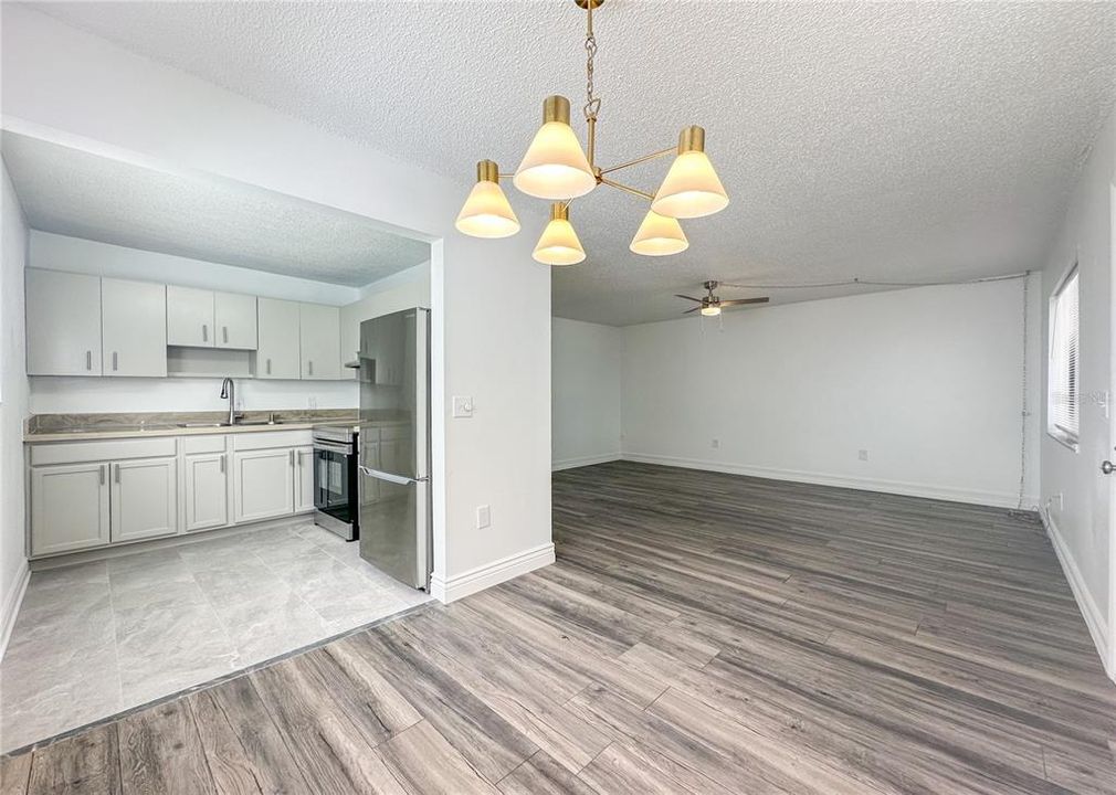 For Rent: $1,750 (2 beds, 2 baths, 953 Square Feet)