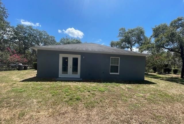 For Sale: $350,000 (3 beds, 2 baths, 1242 Square Feet)