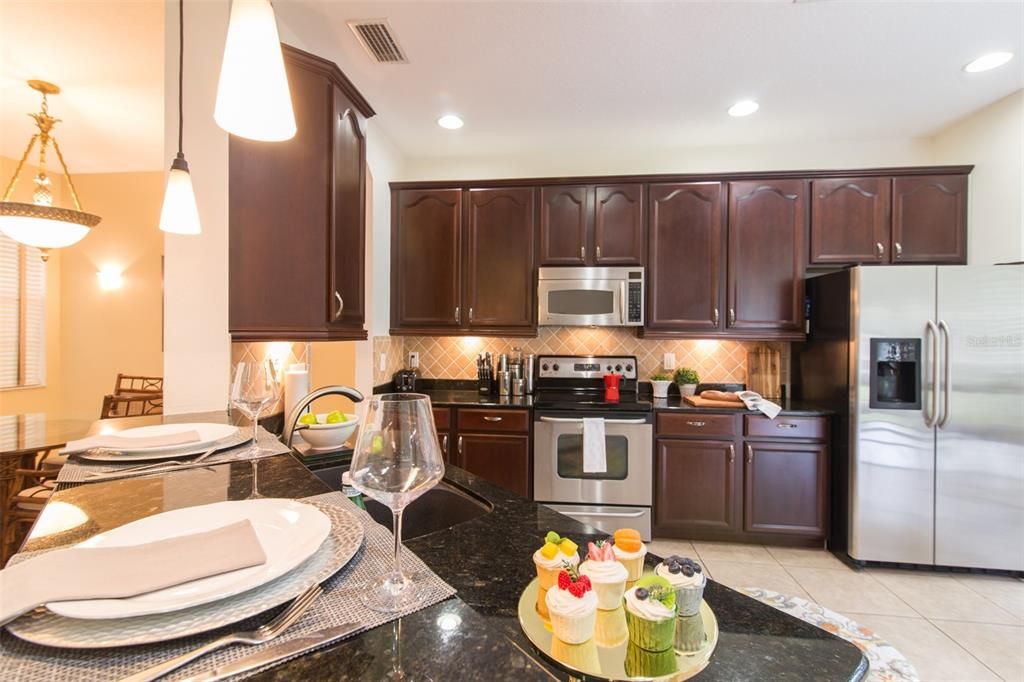 Kitchen with Breakfast Bar