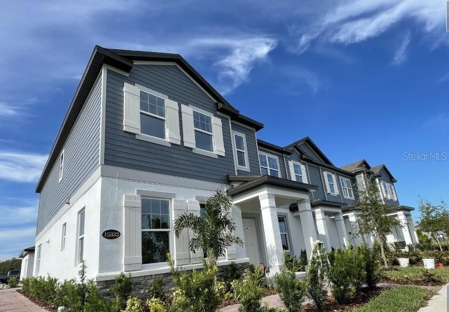 Recently Sold: $394,810 (3 beds, 3 baths, 1688 Square Feet)