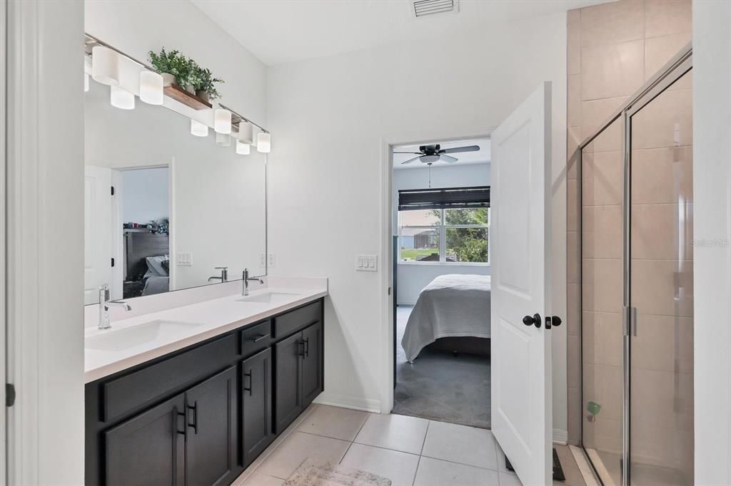 Active With Contract: $350,000 (3 beds, 2 baths, 1626 Square Feet)