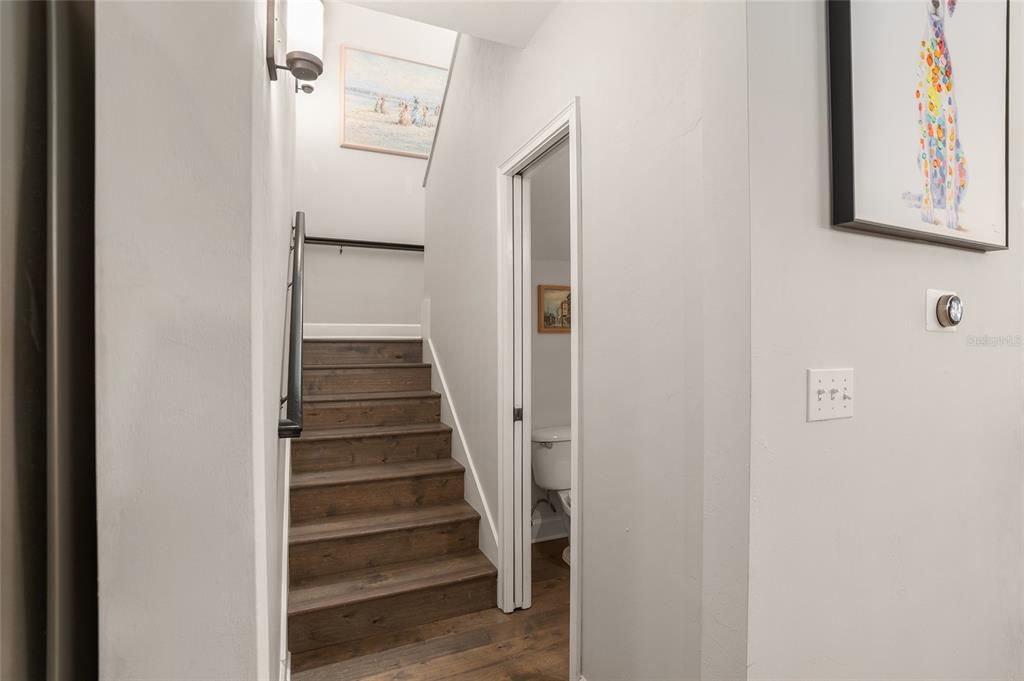 Active With Contract: $434,000 (3 beds, 2 baths, 1925 Square Feet)