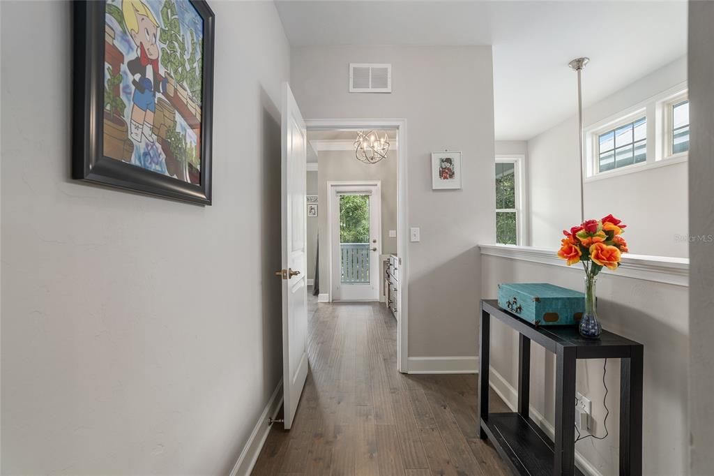 Active With Contract: $434,000 (3 beds, 2 baths, 1925 Square Feet)