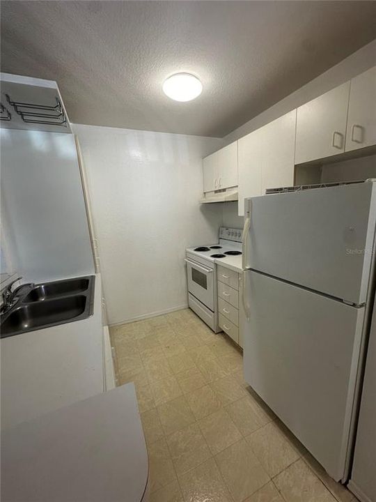 For Rent: $1,995 (2 beds, 2 baths, 1224 Square Feet)