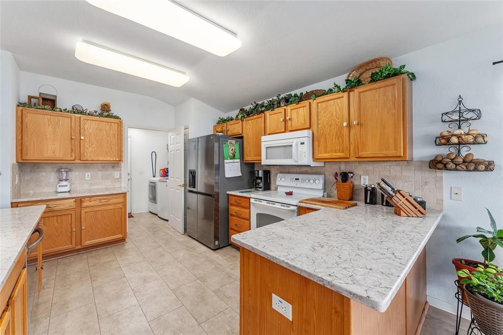 For Sale: $345,000 (3 beds, 2 baths, 1720 Square Feet)