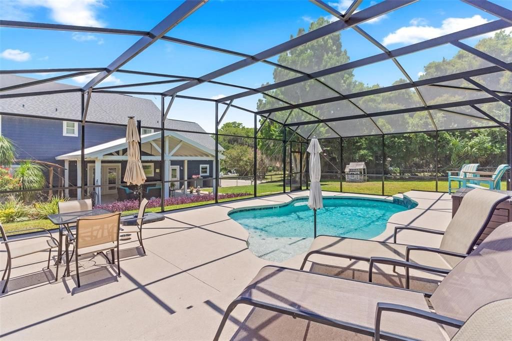 Active With Contract: $624,900 (4 beds, 2 baths, 2800 Square Feet)
