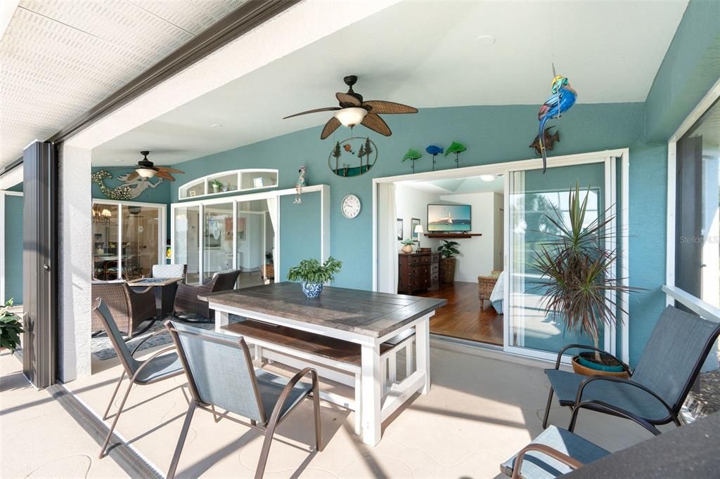 Separate section of lanai with picnic table for your entertaining