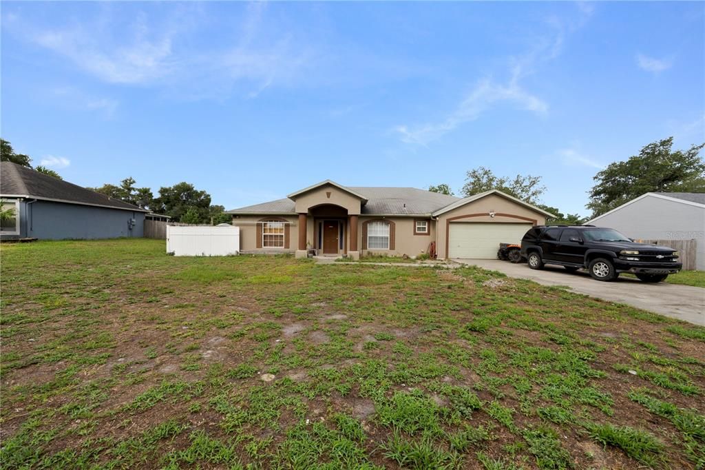 For Sale: $375,000 (3 beds, 2 baths, 2020 Square Feet)