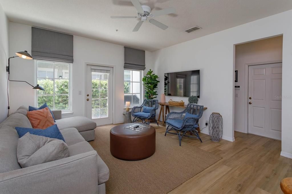 16' x 14' family room with French door to the patio