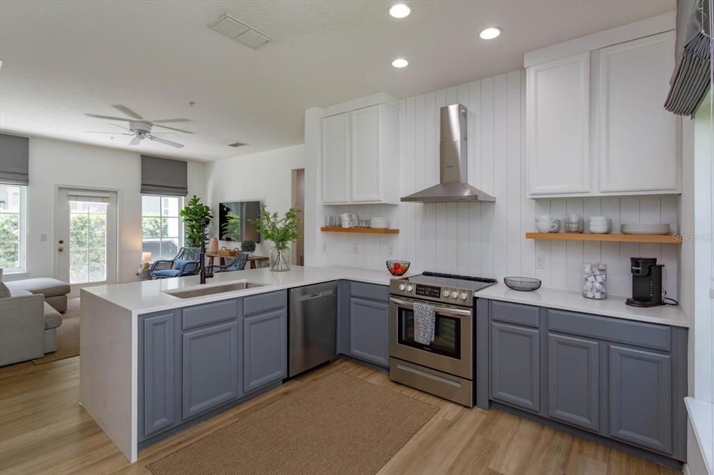 Beautifully updated kitchen!