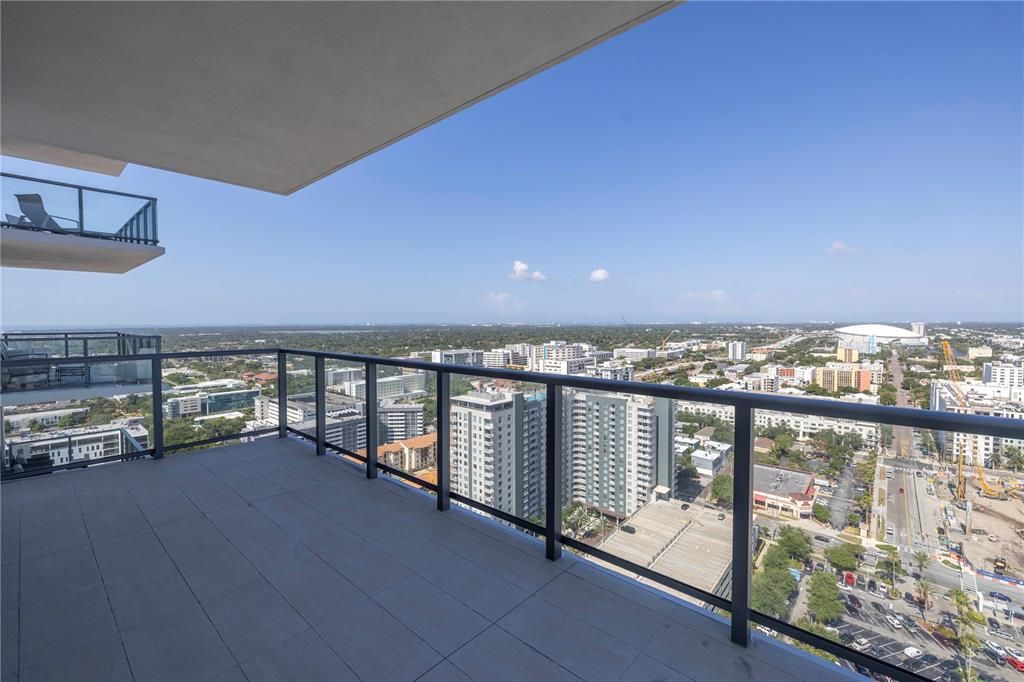 For Sale: $1,690,000 (2 beds, 2 baths, 1663 Square Feet)