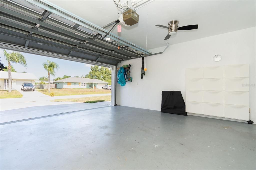 For Sale: $349,000 (3 beds, 2 baths, 1225 Square Feet)