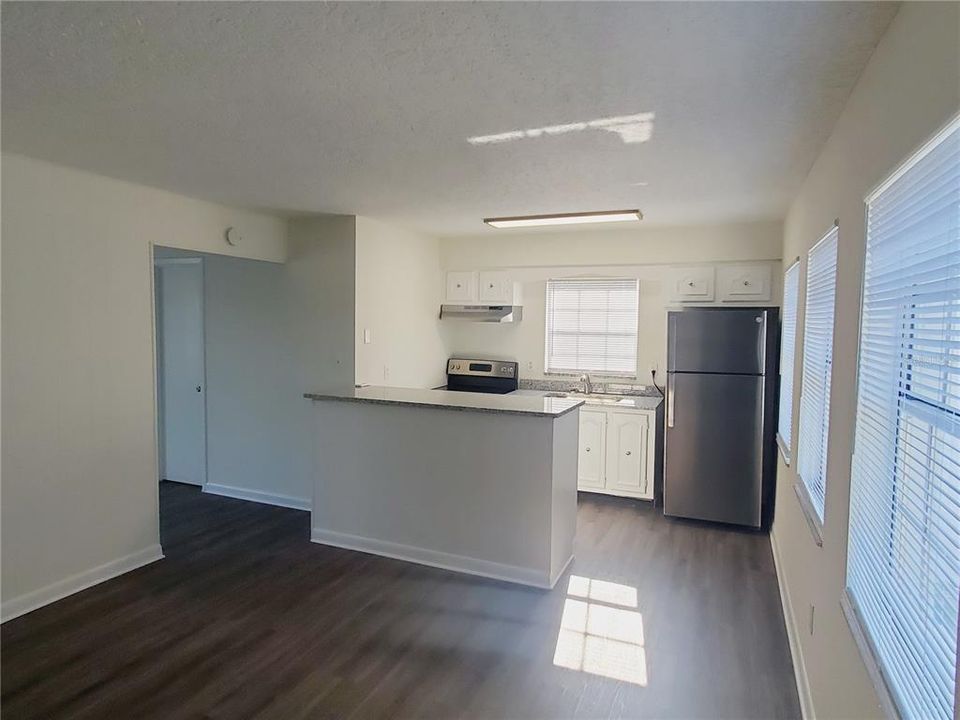 For Rent: $1,150 (1 beds, 1 baths, 540 Square Feet)