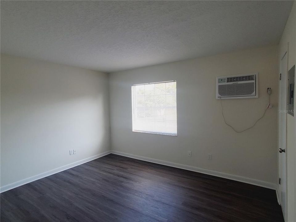 For Rent: $1,150 (1 beds, 1 baths, 540 Square Feet)