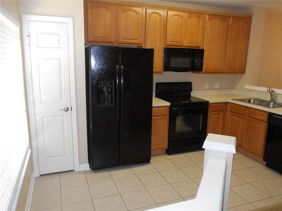 For Rent: $1,795 (2 beds, 2 baths, 1138 Square Feet)