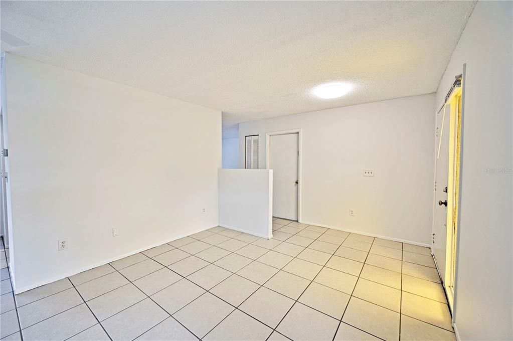 For Rent: $2,600 (3 beds, 2 baths, 1354 Square Feet)