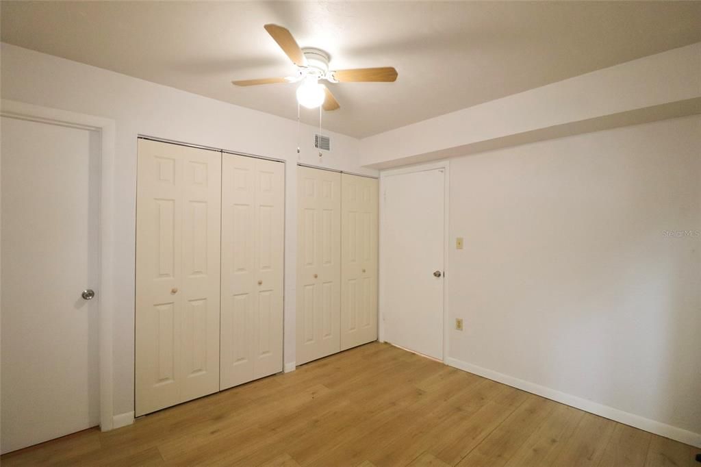 For Sale: $140,000 (2 beds, 2 baths, 874 Square Feet)