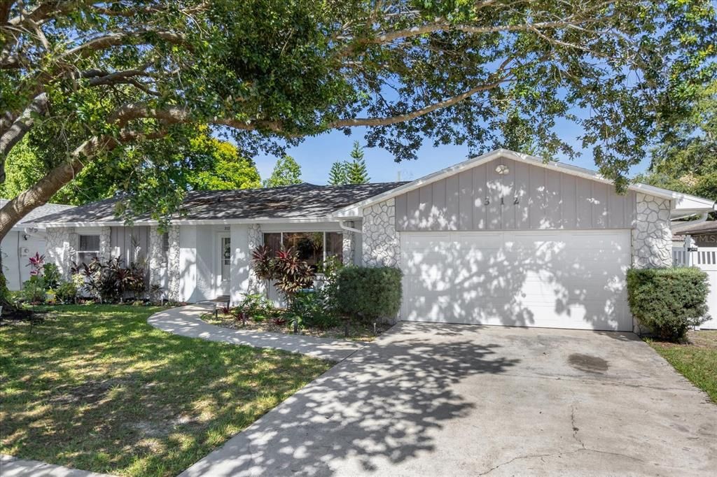 Recently Sold: $455,000 (3 beds, 2 baths, 1680 Square Feet)