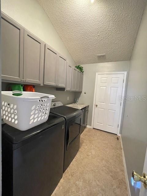 For Rent: $2,100 (2 beds, 2 baths, 1248 Square Feet)