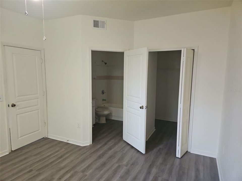 For Rent: $1,600 (2 beds, 2 baths, 1144 Square Feet)