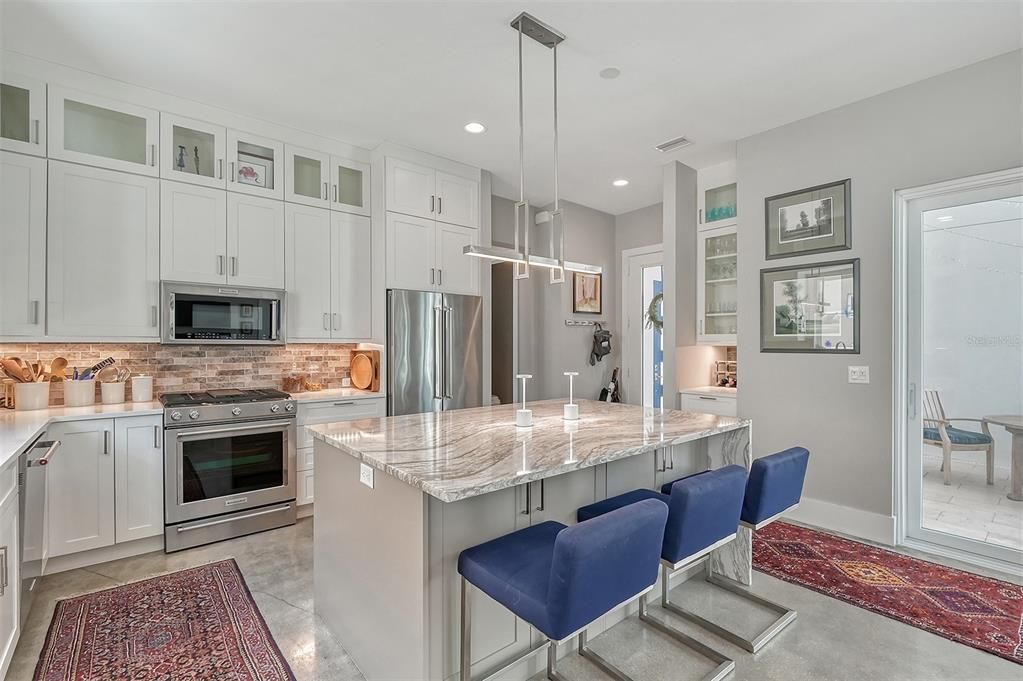 Active With Contract: $1,850,000 (3 beds, 2 baths, 2040 Square Feet)