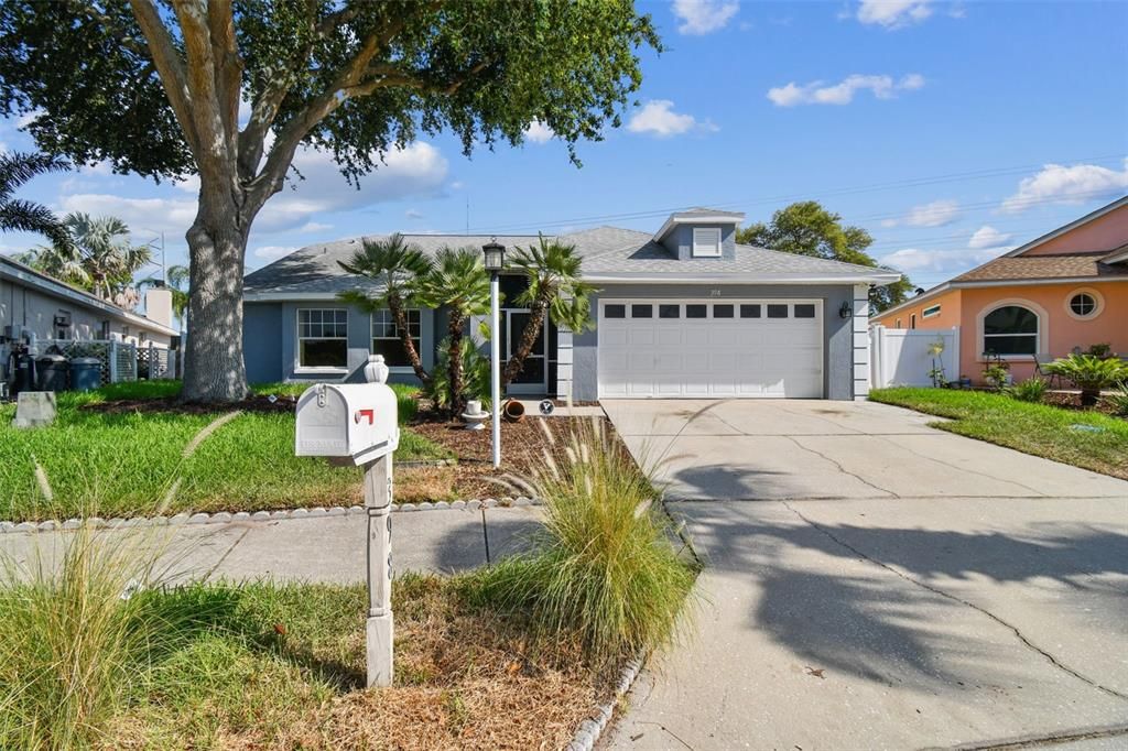 Active With Contract: $433,850 (3 beds, 2 baths, 2030 Square Feet)