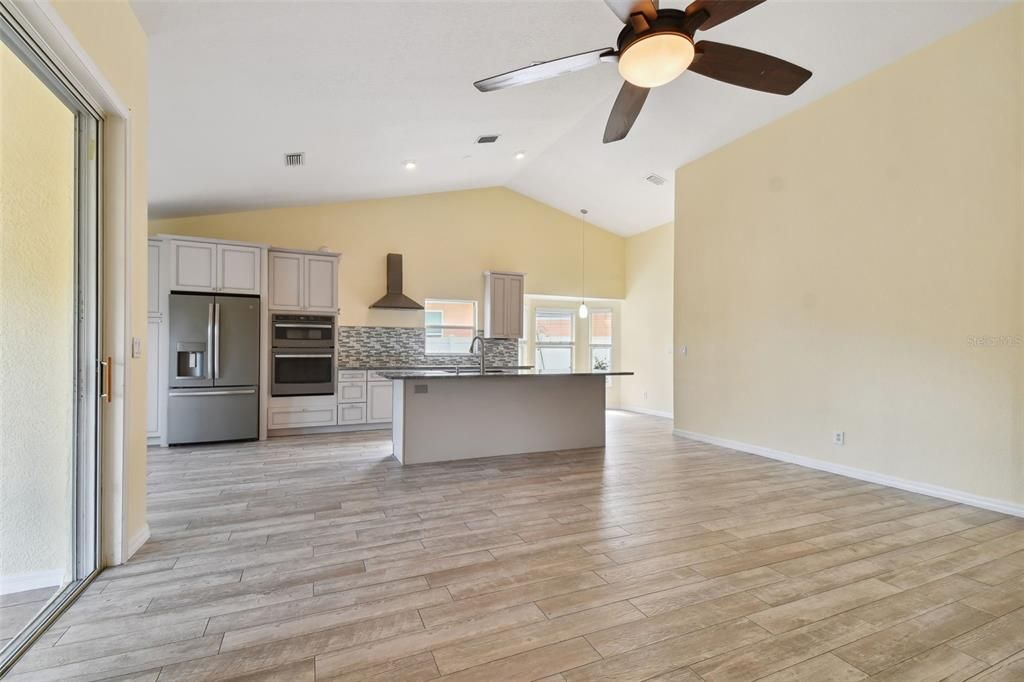 Active With Contract: $433,850 (3 beds, 2 baths, 2030 Square Feet)