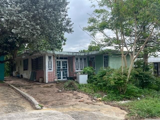 Recently Sold: $260,000 (3 beds, 3 baths, 1701 Square Feet)