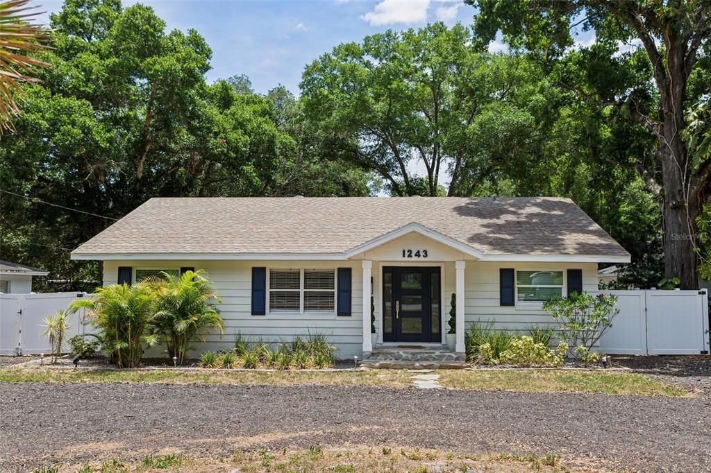 For Sale: $795,000 (4 beds, 3 baths, 2502 Square Feet)