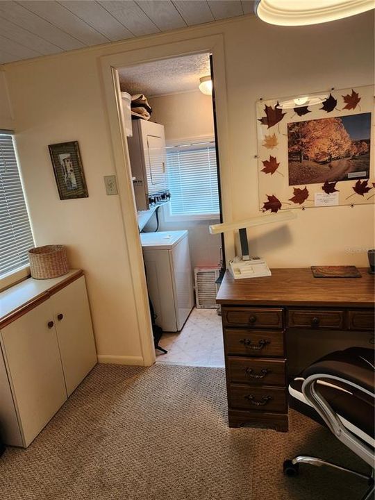 For Sale: $99,900 (1 beds, 1 baths, 760 Square Feet)