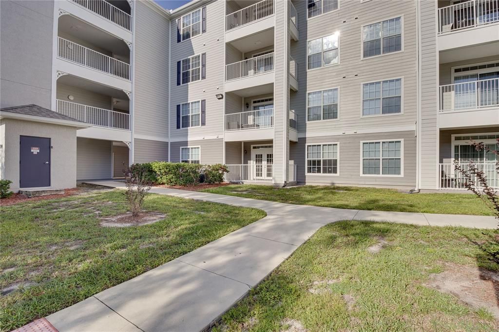 Recently Sold: $234,000 (2 beds, 2 baths, 1080 Square Feet)