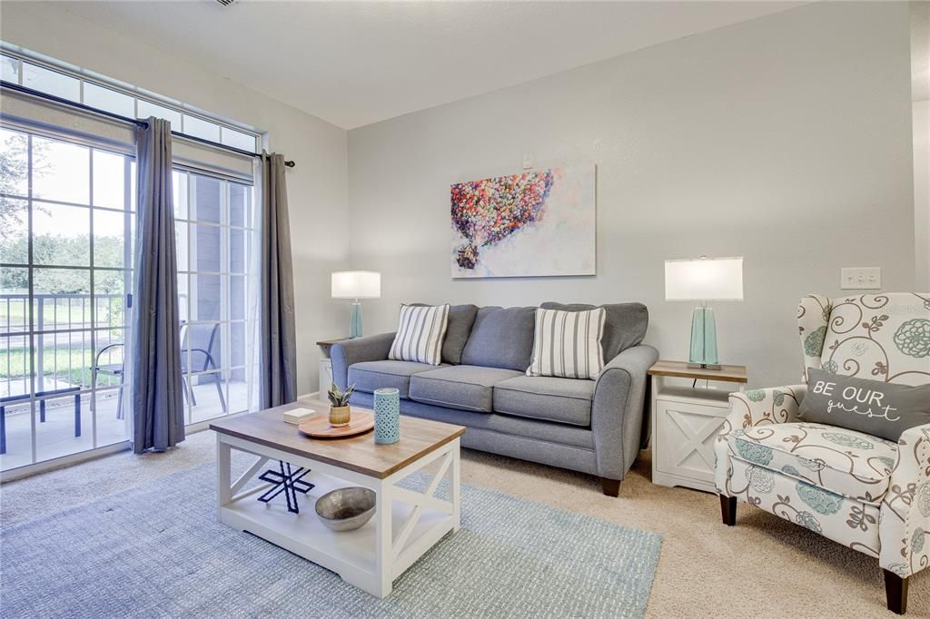 Active With Contract: $234,000 (2 beds, 2 baths, 1080 Square Feet)