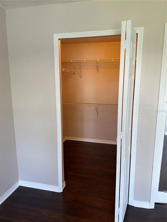 For Rent: $1,400 (1 beds, 1 baths, 558 Square Feet)