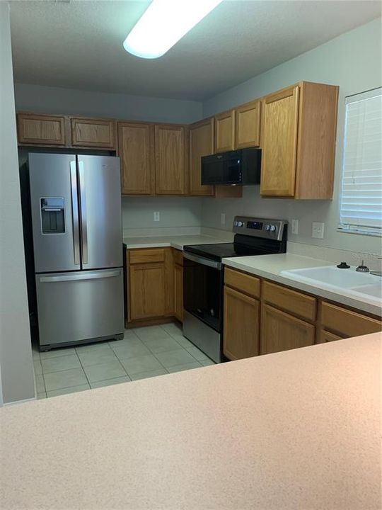 For Rent: $1,875 (2 beds, 1 baths, 1345 Square Feet)