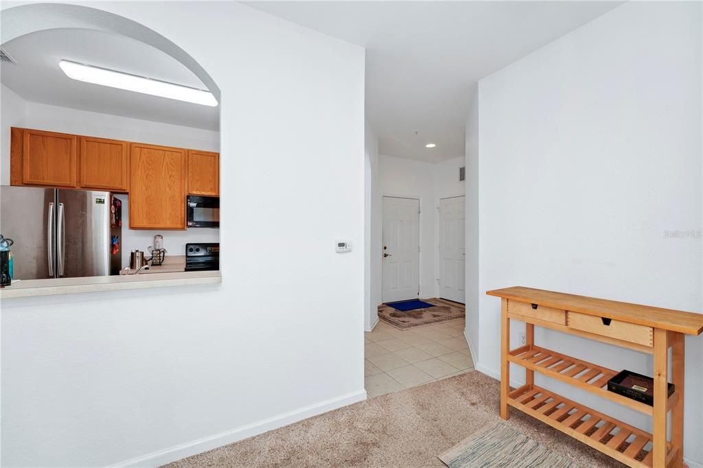 For Sale: $239,900 (2 beds, 2 baths, 1112 Square Feet)