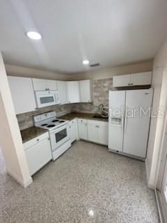 For Rent: $1,899 (2 beds, 1 baths, 605 Square Feet)