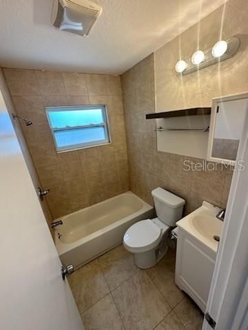 For Rent: $1,899 (2 beds, 1 baths, 605 Square Feet)