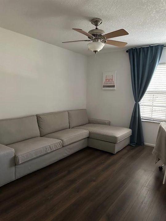 Active With Contract: $3,500 (4 beds, 2 baths, 2535 Square Feet)