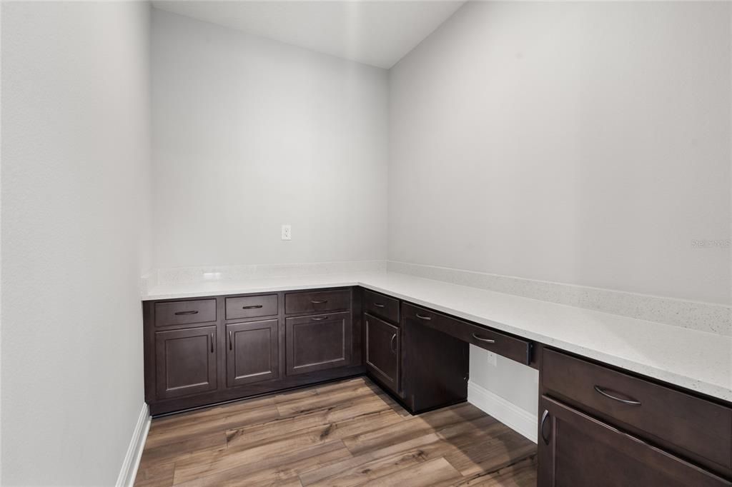 待售: $2,150,000 (5 贝兹, 4 浴室, 4417 平方英尺)