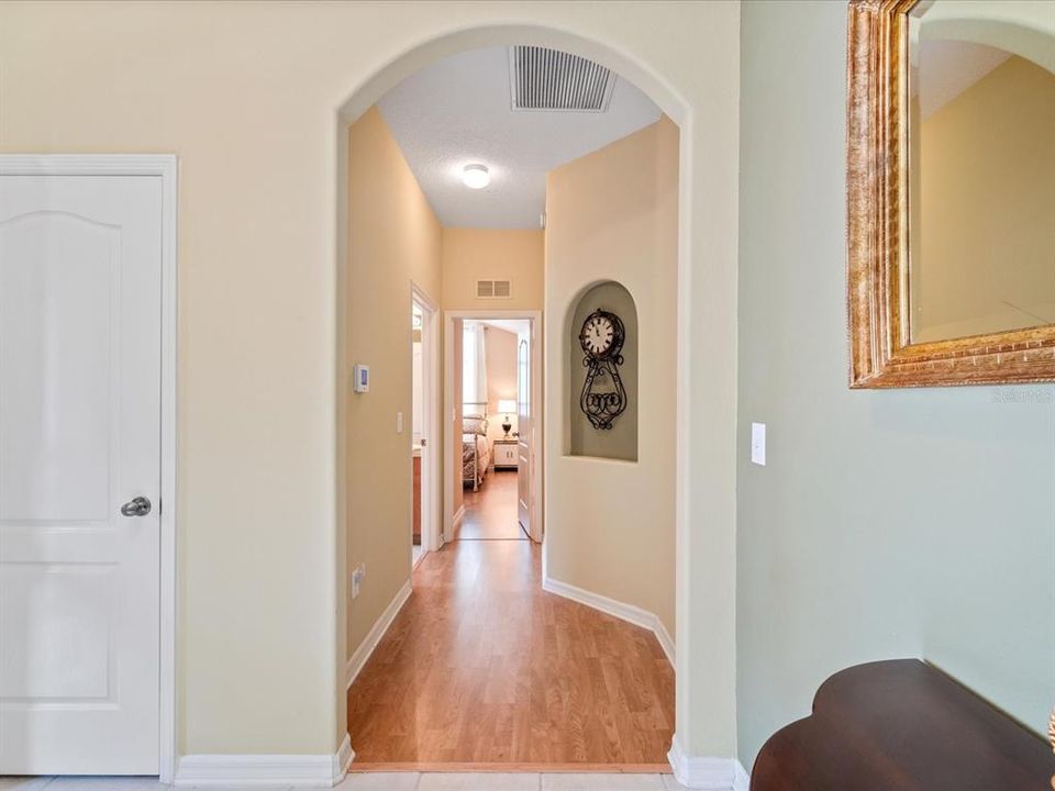 Foyer to spare bedroom and full bath