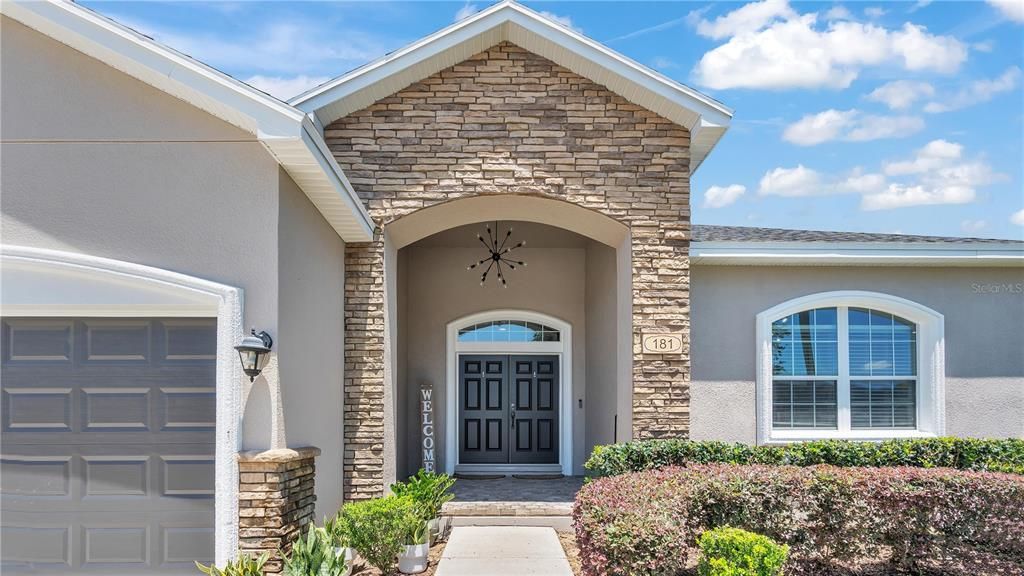 Got to love the wide and beautiful home entrance.