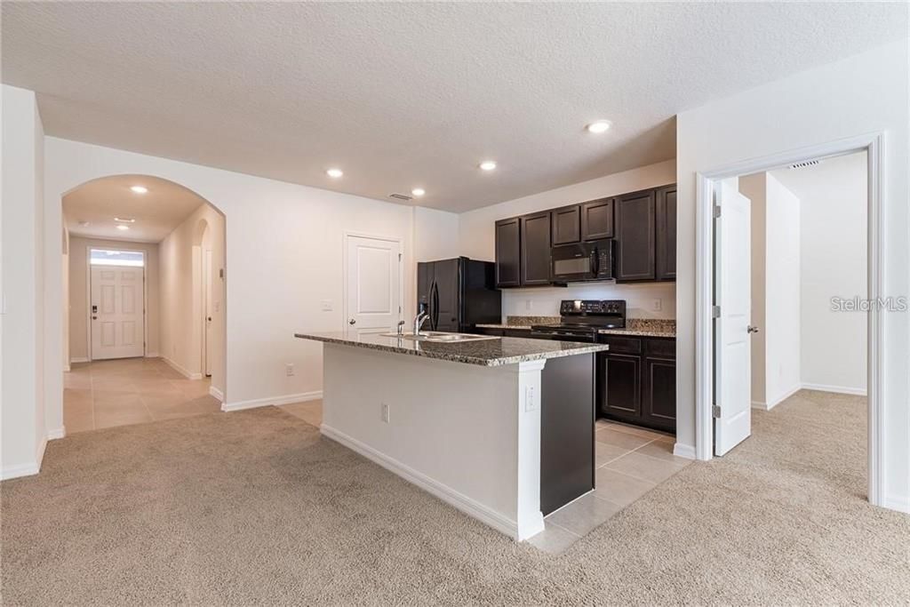 Active With Contract: $395,000 (3 beds, 2 baths, 1672 Square Feet)