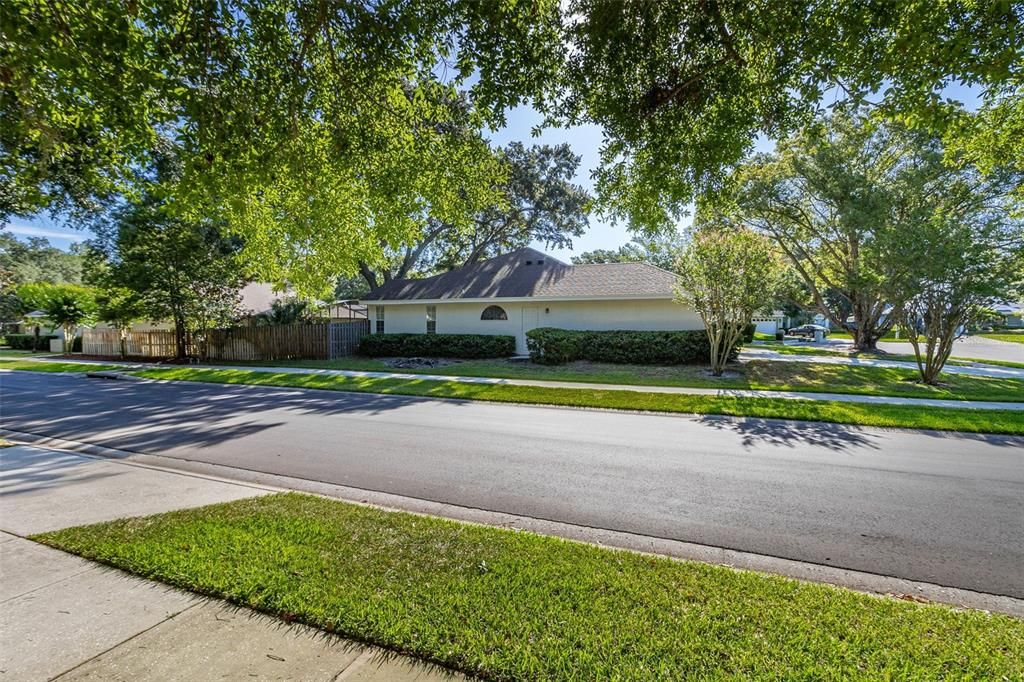 For Sale: $479,000 (3 beds, 2 baths, 1721 Square Feet)