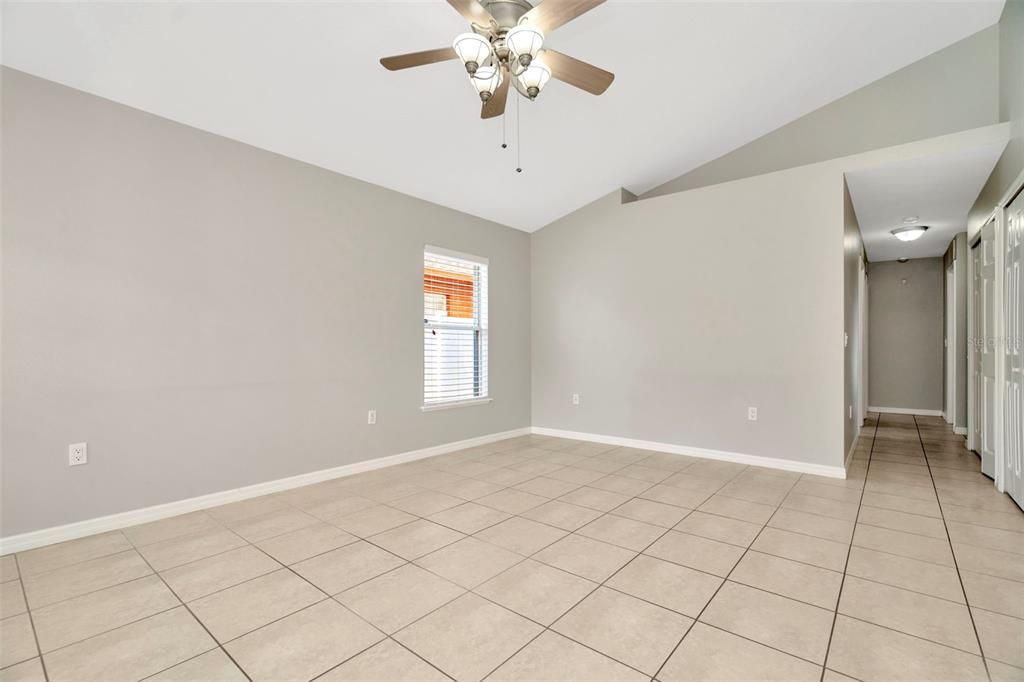 Active With Contract: $349,900 (3 beds, 2 baths, 1158 Square Feet)