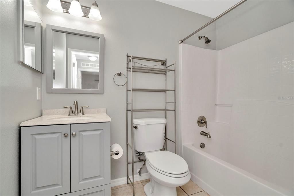 Active With Contract: $349,900 (3 beds, 2 baths, 1158 Square Feet)