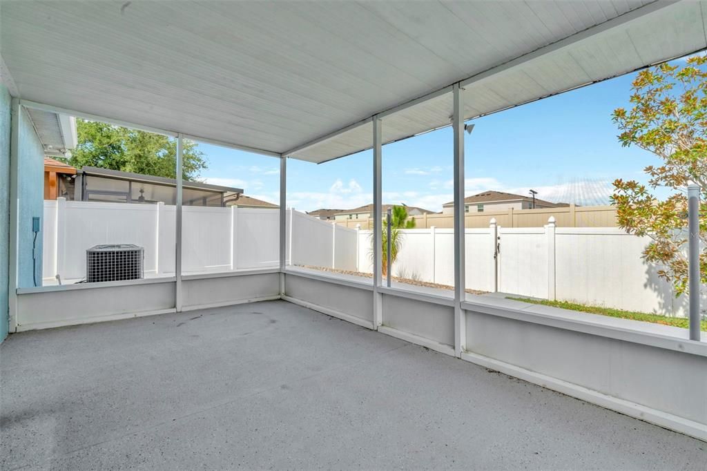 Active With Contract: $349,900 (3 beds, 2 baths, 1158 Square Feet)